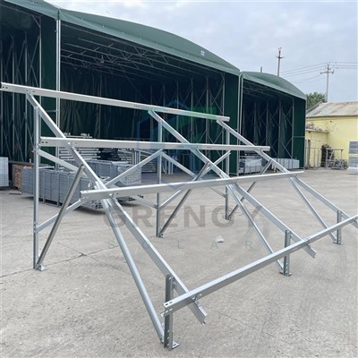 Munts de terra solar comercials: dissenyats per a la durabilitat