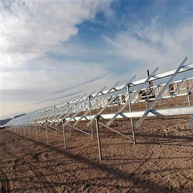 Sistema de muntatge solar de doble post Ramming