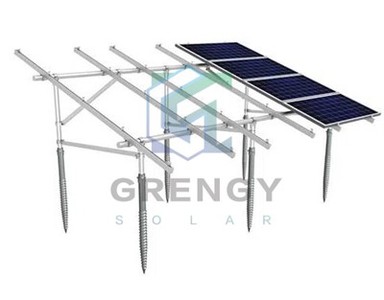 Suport fotovoltaic muntat a terra